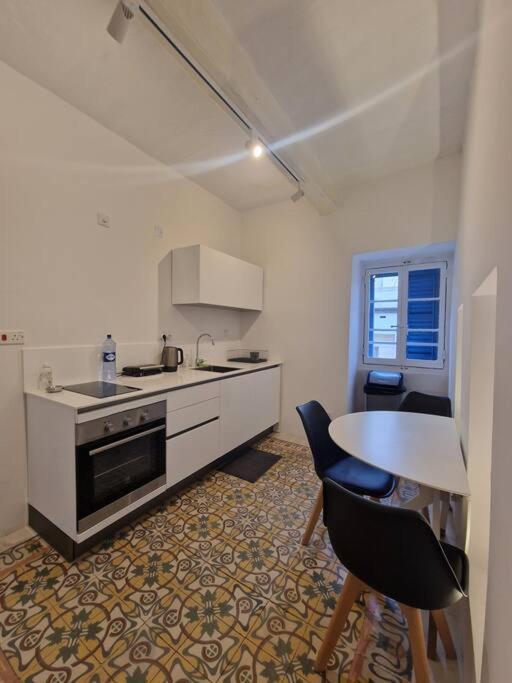 No 60, 2Nd Floor, Centrally Located, Fully Equipped Studio Apt Il-Furjana Exteriér fotografie